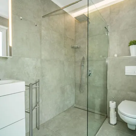 Vila Aida Labin (Istria)